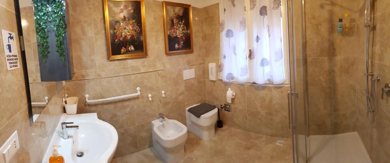 Bed And Breakfast Corticella 24 Bologna Exterior photo