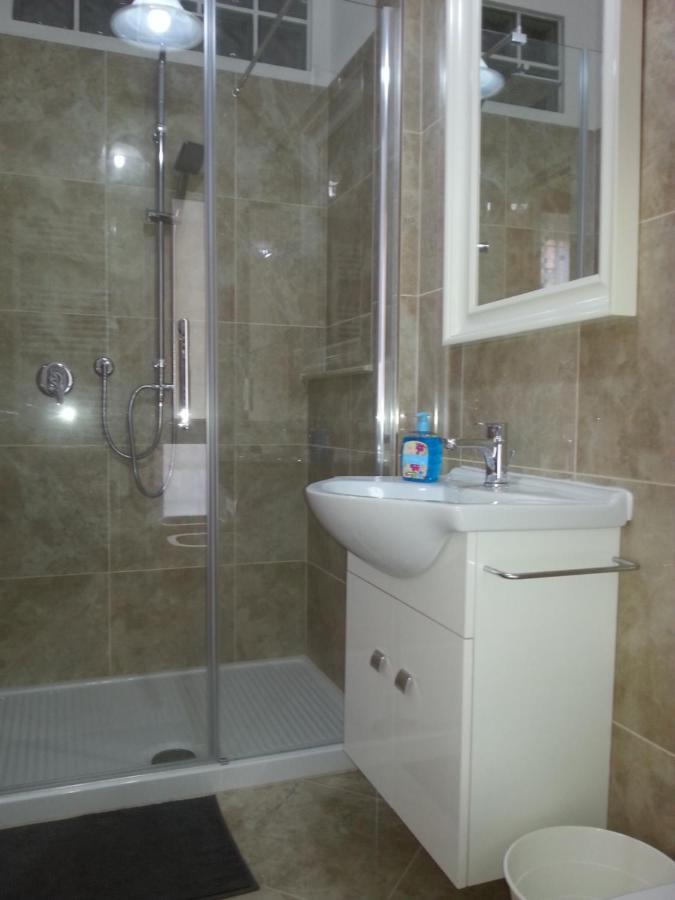 Bed And Breakfast Corticella 24 Bologna Exterior photo