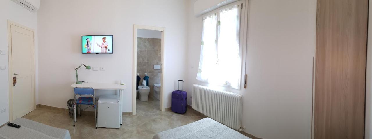 Bed And Breakfast Corticella 24 Bologna Exterior photo